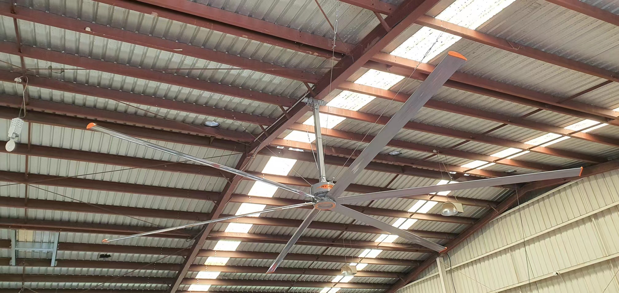 How Ceiling Fans Improve Safety and Fire Preparedness in Large Shopping Centers - RTFANS Industrial Ventilation & Cooling